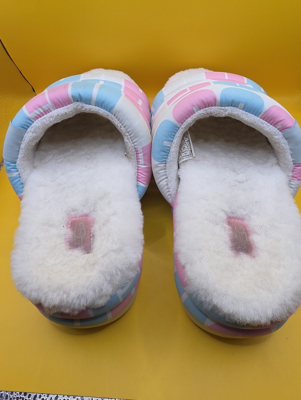 UGG Women's 9 Maxi Pride Platform Slides Pink Blue - Picture 5 of 6